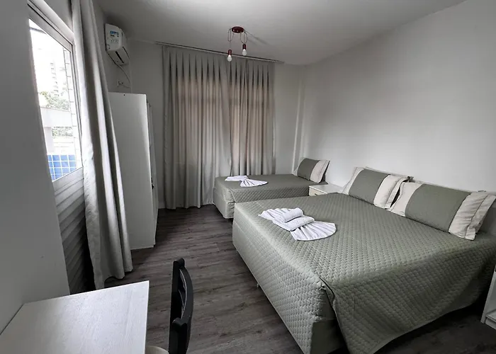 Shallom Hotel